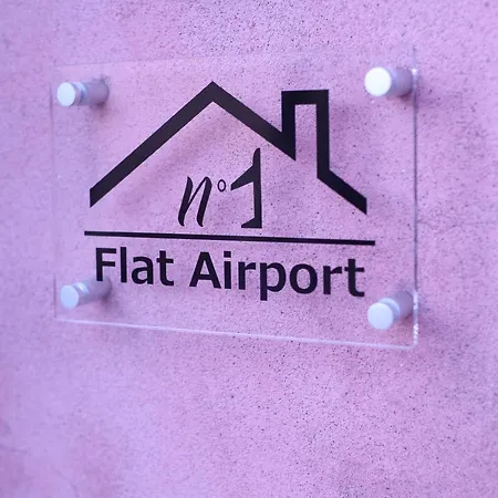 N° 1 Flat Airport דירה *